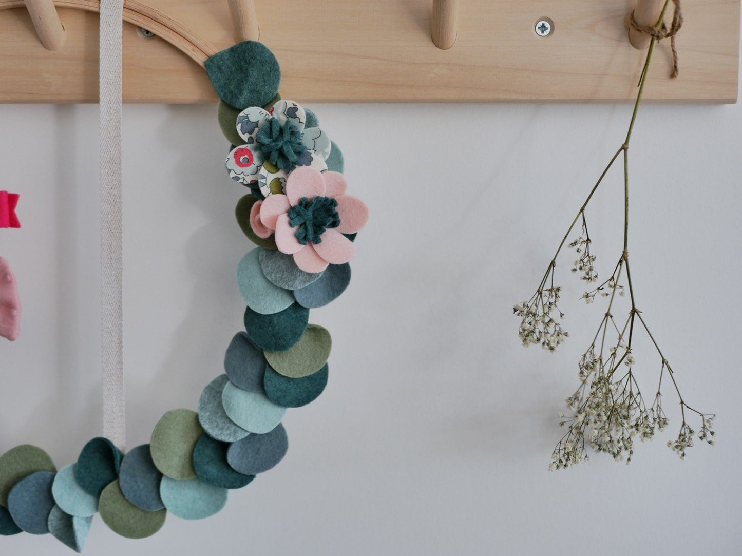 Range barrette eucalyptus
