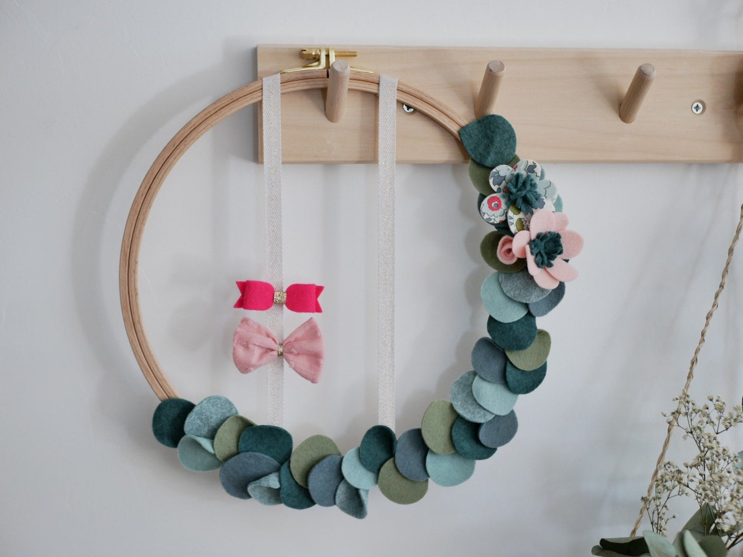 Range barrette eucalyptus