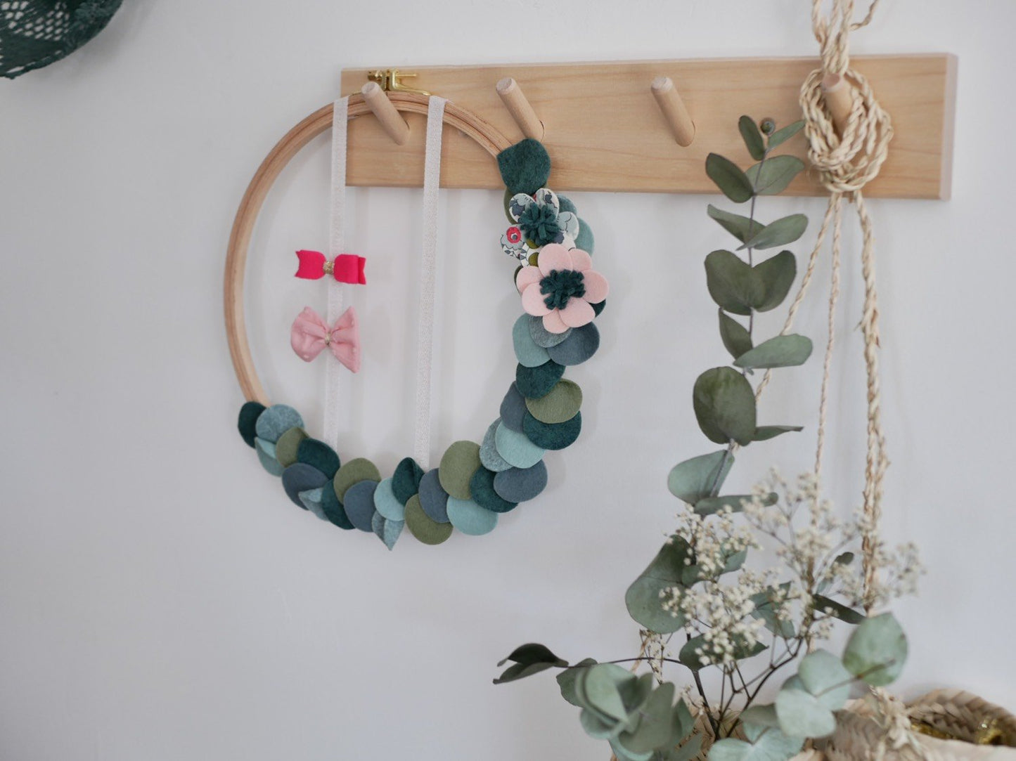 Range barrette eucalyptus